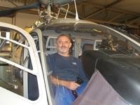 Hans in einer EC135